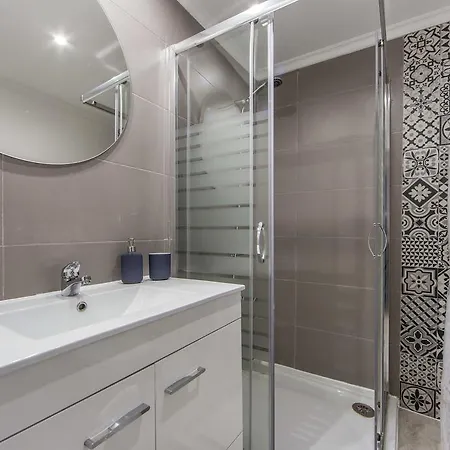 Azulejo House By The Portuguese Butler Apartman